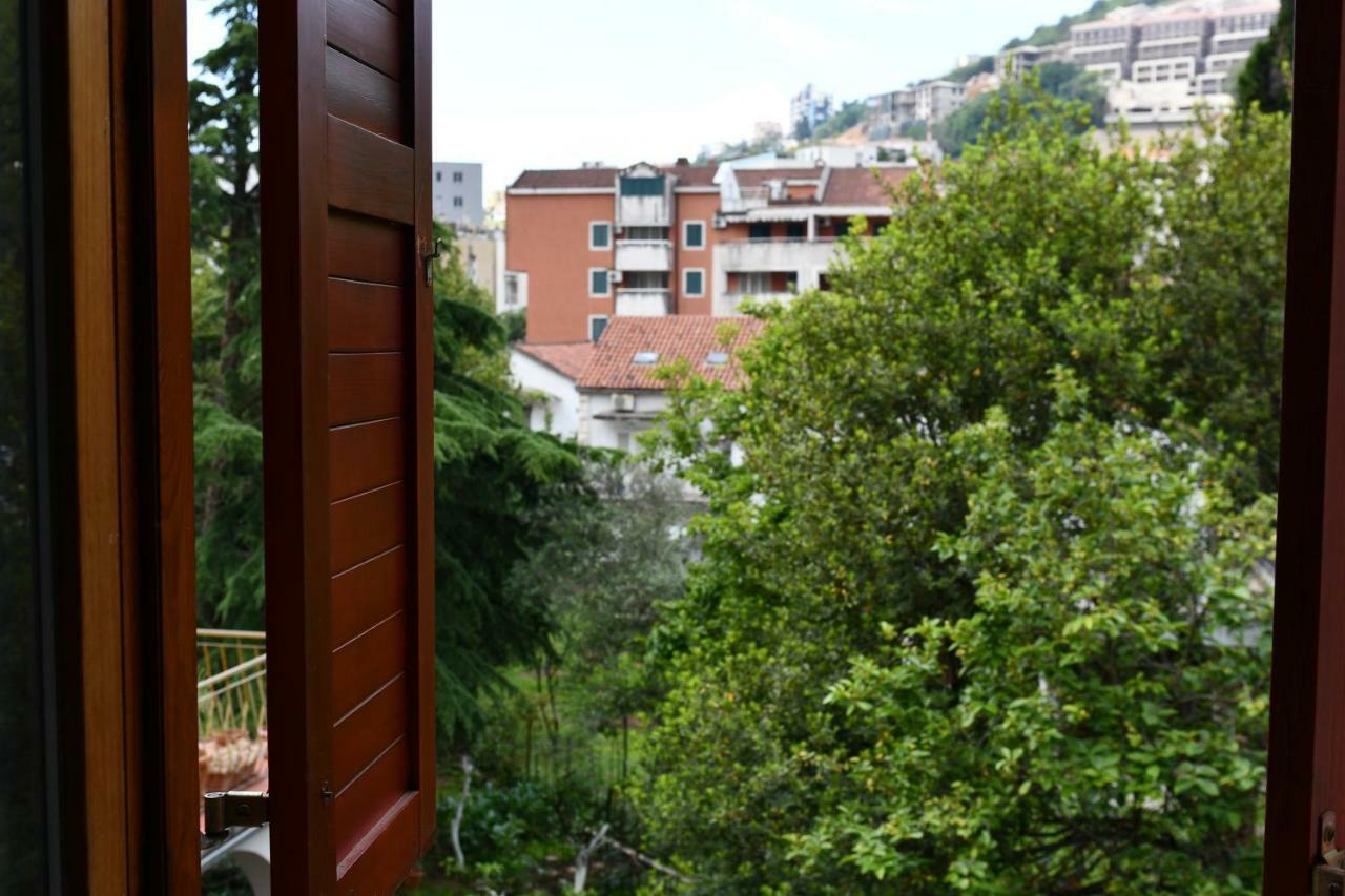So Rooms City Centre Budva Exterior photo